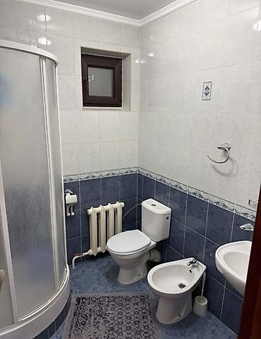 Долгосрочная аренда домов: 450 м², 6 комнат и более at lalafo.kg — 13 Долгосрочная аренда домов: 450 м², 6 комнат и более — 13