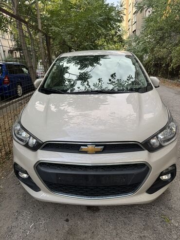 авто в рассрочку без процентов: Chevrolet Spark: 2017 г., 1 л, Вариатор, Бензин, Хэтчбэк