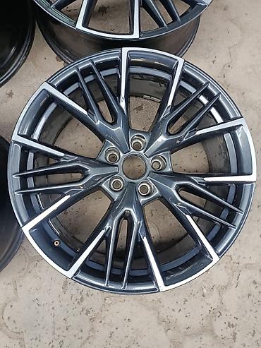 vossen diska: Литые Диски R 20 Комплект, отверстий - 5, Б/у — 5