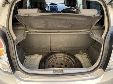 Chevrolet: Chevrolet Spark: 2011 г., 1 л, Автомат, Бензин, Хэтчбэк — 10