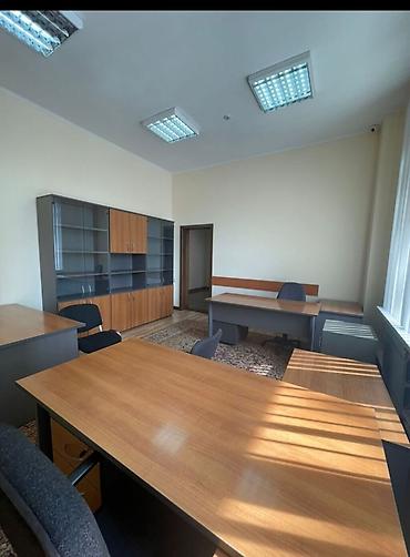 аренда мест бишкек: Аренда офисов, 3000 м², В бизнес центре, С оборудованием, С отдельной кухней, С отдельным входом — 3