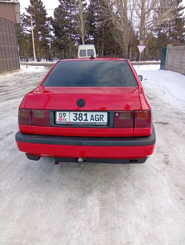 Volkswagen: Volkswagen Vento: 1993 г., 1.8 л, Механика, Бензин, Седан — 6