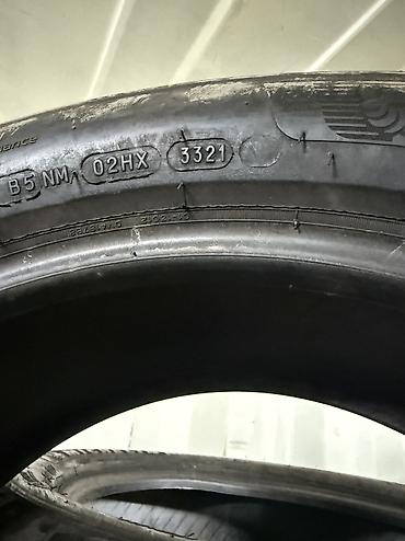 45000: Шины 235 / 50 / R 19, Зима, Б/у, Комплект, Франция, Michelin — 4