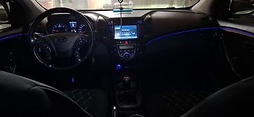 sari ford transit: Hyundai i30: 1.6 l | 2014 il Universal — 7