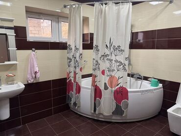 Uzunmüddətli kirayə evlər: 260 kv. m, 4 otaqlı, Kombi, Qaz, Su -da lalafo.az — 5 Uzunmüddətli kirayə evlər: 260 kv. m, 4 otaqlı, Kombi, Qaz, Su — 5