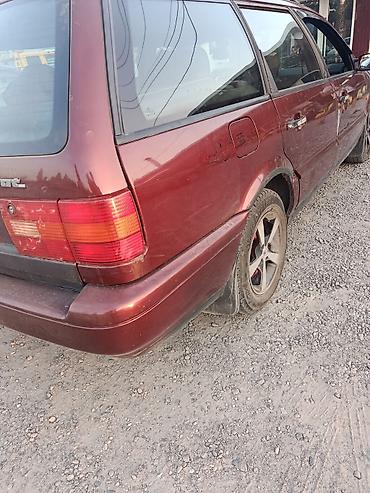 Продажа авто: Volkswagen Passat Variant: 1995 г., Механика, Универсал — 1