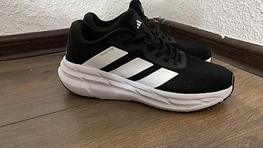 кроксы 41: Кроссовки для бега adidas Adistar (модель с фирменными тремя — 3