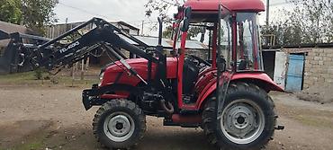 Kommersiya nəqliyyat vasitələri: Belarus (Bielarus) DF 404 qabaq yükləyici ilə traktor - Rəng — 7