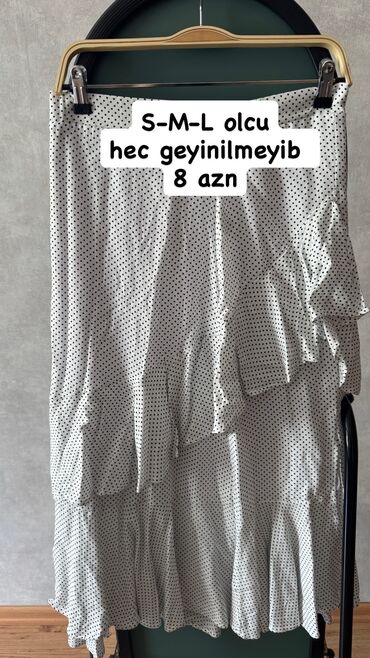 Ətəklər: Qadın geyimləri – ətək və donlar (S–M/S–M–L ölçülər) Her biri yeni — 6