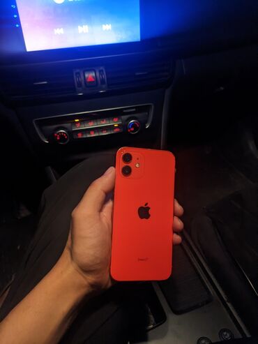 Apple iPhone: IPhone 12, Б/у, 128 ГБ, Красный, Чехол, 79 %