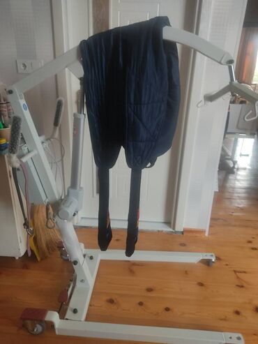 stomatoloji avadanliqlar: YENİ.Əlillər üçün qaldırıcı qurğu.180kg qaldırır.WhatsApp var.Ünvan
