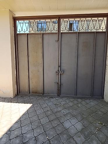 Həyət darvazaları: Dəmir darvaza və piyada qapısı dəsti. - Material: qalın metal/dəmir — 4