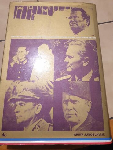 Knjige i stripovi: Nekoliko kompleta knjiga, izdanja od pre 40-50 godina. Cena po — 7