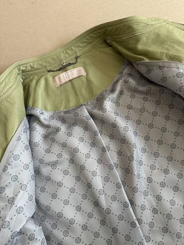 Ostale jakne, kaputi, prsluci: THOM NOVA KOŽNA JAKNA Nova jakna od jagnjeće kože, samo skinuta na lalafo.rs — 13 Ostale jakne, kaputi, prsluci: THOM NOVA KOŽNA JAKNA Nova jakna od jagnjeće kože, samo skinuta — 13