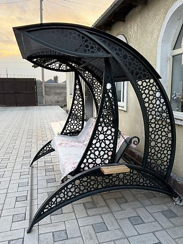 Садовые качели Металл, Со спинкой, С крышей