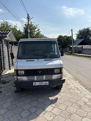 хово 310: Грузовик, Mercedes-Benz, Дубль, Б/у — 4