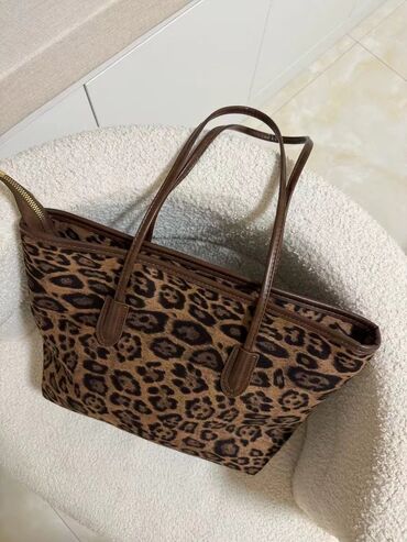 Классические сумки: Классическая сумка, Корея, Материал: Бархат, Застежка на молнии, Моющийся материал, Оригинал, Женские, Новый at lalafo.kg — 6 Классические сумки: Классическая сумка, Корея, Материал: Бархат, Застежка на молнии, Моющийся материал, Оригинал, Женские, Новый — 6