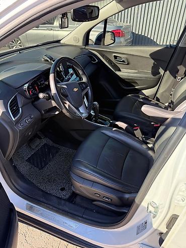 Chevrolet: Chevrolet Trax: 2020 г., Бензин — 8