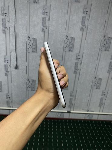 продаю детские телефоны бишкек: 📱 iPhone 11 — 128 GB ✨ Абалы: таза, тыкан 🎨 Түсү: Ак 🔋 Батарея: 85% — — 3