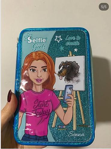 karandaşlar: “Selfie Girls” temalı çoxrəsimli penal/çanta — 3