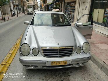 Mercedes-Benz: Mercedes-Benz E 220: 2.2 l. | 2000 έ. Sedan — 2