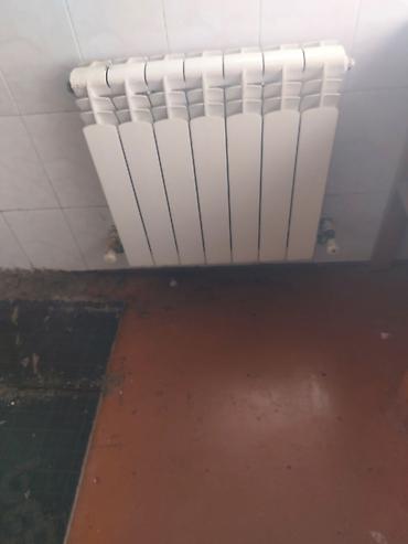 peçin radiatoru: Tecili satilir Krant və turbaları ilə 1 seksiyası 8 manat cəmi 70 — 3