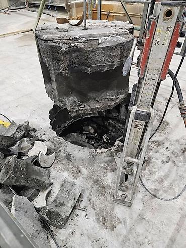 qapilar sumqayit: #betonisleri #beton #betonkesme #betonkəsimi #betonkesim #betondesme — 5