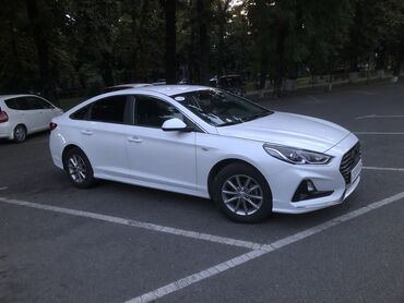 вечер: Hyundai Sonata: 2017 г., 2 л, Автомат, Газ, Седан