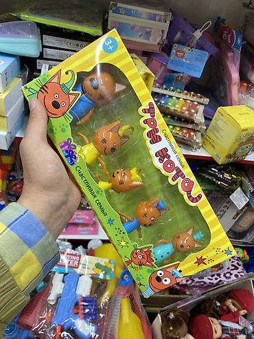 chery very: Набор фигурок «Три кота» — «Счастливая семья». В комплекте 5 — 1