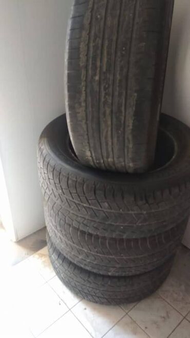 Disklər: Pakrışkalar 255/55 R18 3 Michelin və 1 Kumho qiyməti 100 manata