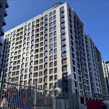 дом красный строитель: 1 бөлмө, 43 кв. м, Элитка, 13 кабат, ПСО (өзү оңдоп түзөтүп бүтүү үчүн)