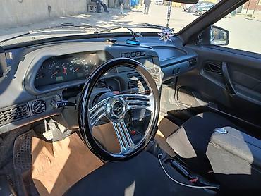 VAZ (LADA): Lada Samara sedan MASİN TƏCiLLi SATİR. Xüsusiyyətlər: - Kuzov: 4 — 2