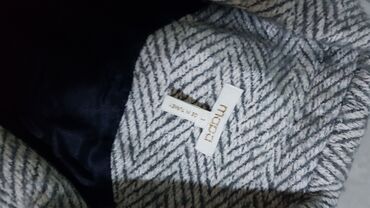 Paltolar: Все товары можно сказать не одеванные белый плащ Max.co .Красное -da lalafo.az — 10 Paltolar: Все товары можно сказать не одеванные белый плащ Max.co .Красное — 10