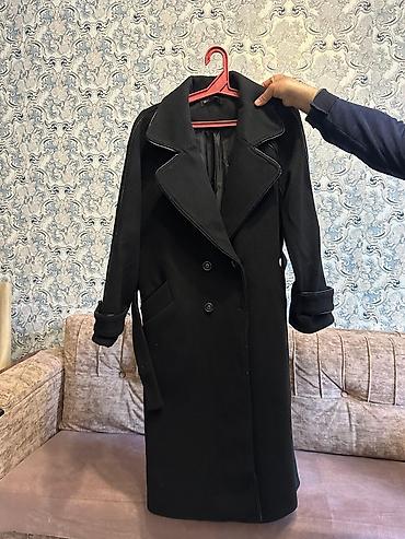 Paltolar: 85 manata alınıb, 40 manata satılır. Geyinilməyib dərəcəsində yenidir — 1
