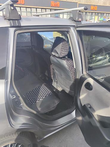 Honda: Honda Fit: 2005 г., 1.3 л, Вариатор, Бензин, Хэтчбэк — 9