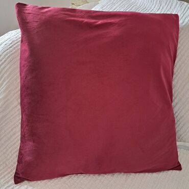 cupavi jastuci: Color - Burgundy