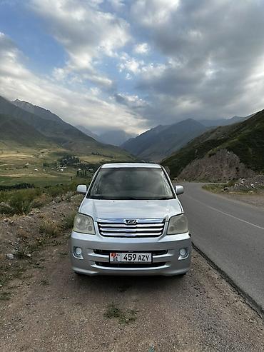 тойота ноах 2003: Toyota Noah: 2003 г., 2 л, Автомат, Бензин, Минивэн — 4