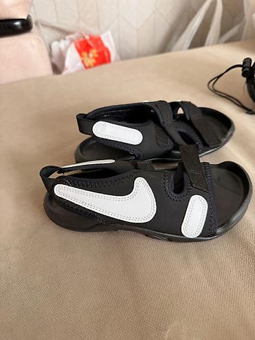 найк nike: Продаю НОВЫЕ детские сандали Nike ( Black/White) 👇 Размер: eur: 31 — 4