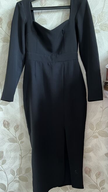 длинное черное платье: Вечернее платье, Длинная модель, Полиэстер, С рукавами, S (EU 36)