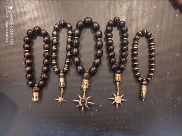 Təsbehlər: Tesbeh Çeşid çoxdu Çatdırılma m/s pulsuz WhatsApp aktivdi Qiymət: 40 — 12
