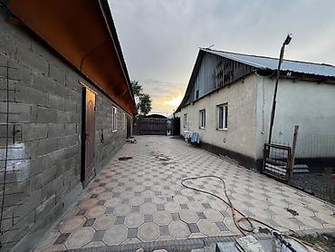 Продажа коттеджей и домов: 5 комнат, 130 м², 8 соток, Бишкек, Арча-Бешик ж/м Собственник — 26