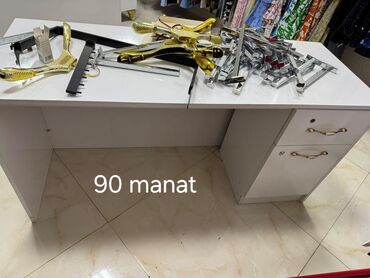 художественная ковка мебель: Mağaza ûçûn avadanlıq kime lazımdırsa elaqe saxlasin 150 manata olan