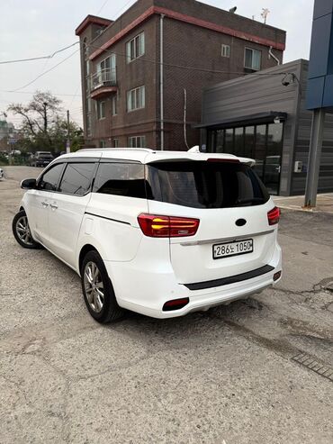 Kia: Kia Carnival: 2019 г., 2.2 л, Автомат, Дизель, Минивэн — 3