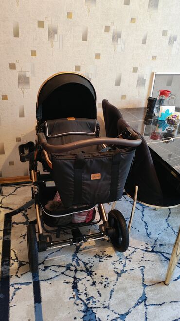 Araba-beşiklər: Çıxarıla bilən beşikli araba — 3