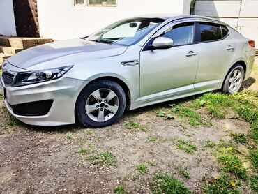 машина карасуу: Kia K5: 2010 г., 2 л, Автомат, Газ, Седан