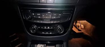 bezicne kamere za auto: RADIO ZA PEUGEOT 508 | garancija na ispravnost dela. slanje — 1