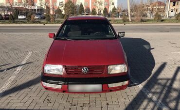 Volkswagen: Volkswagen Vento: 1992 г., 1.8 л, Механика, Бензин, Седан