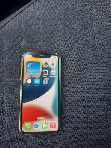 сотовые телефоны айфон: IPhone 11, Б/у, 128 ГБ, Золотой, Зарядное устройство, 78 %