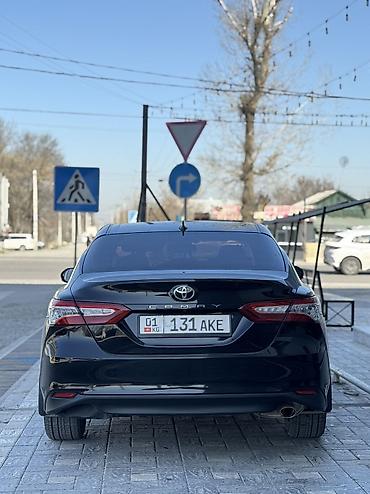 Toyota: Toyota Camry: 2021 г., 2.5 л, Автомат, Бензин, Седан — 5