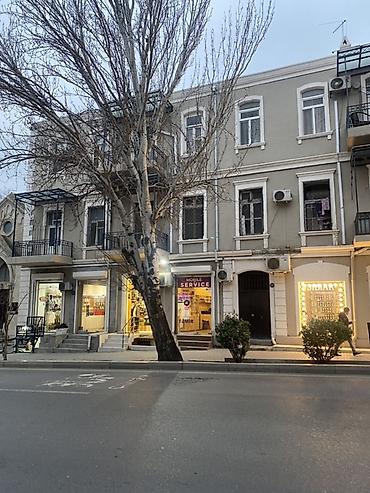 seven points: Bakı, 28 May, 3 otaqlı, Köhnə tikili, m. 28 may, 58 kv. m — 10